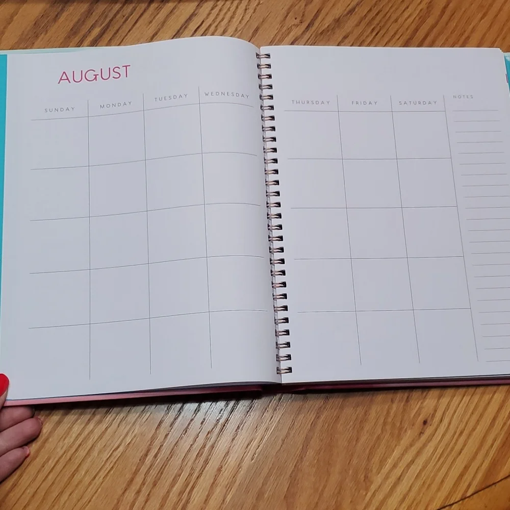 Enclosed Spiral Perpetual Planner